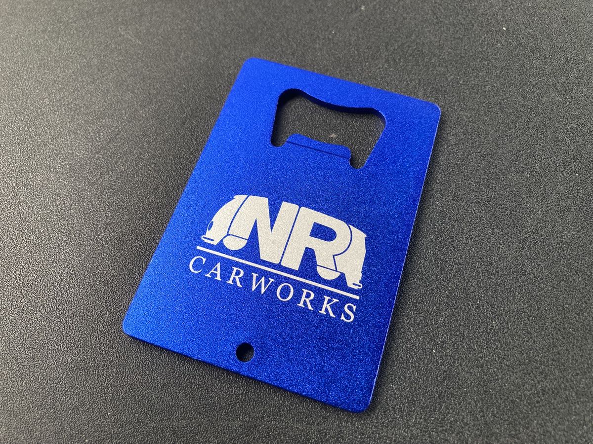 Metalen flesopener met logo NR Carworks